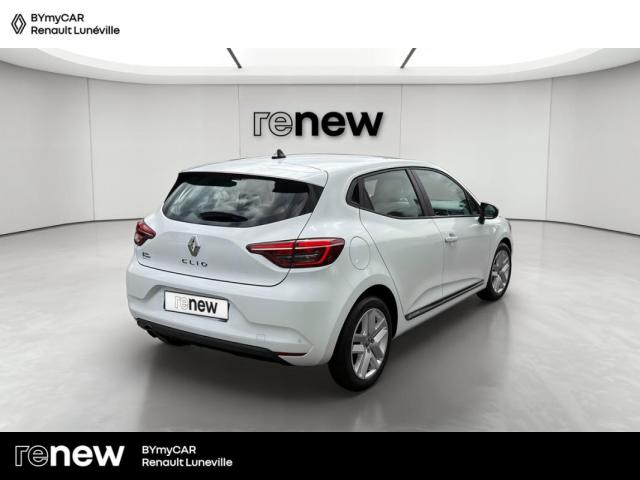 Renault Clio image 6