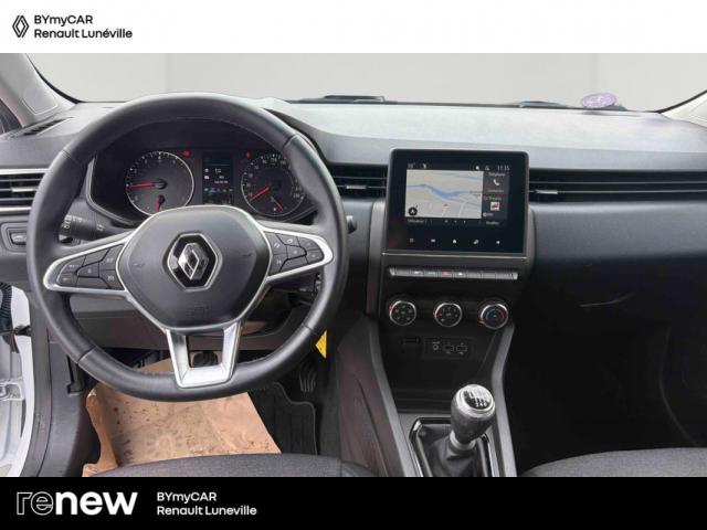Renault Clio image 9