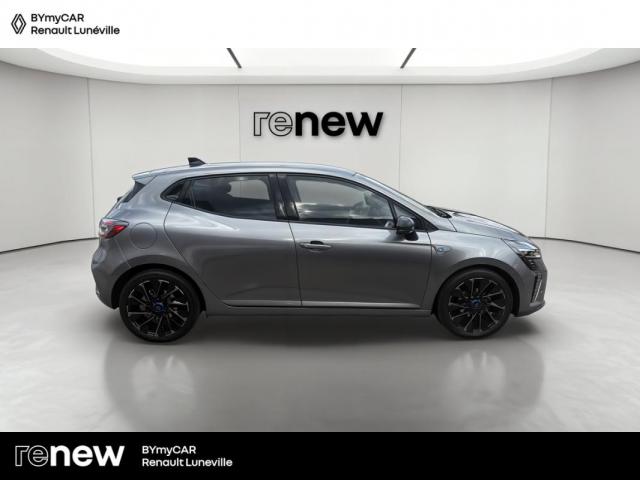 Renault Clio image 6