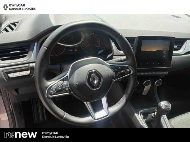 Renault Captur image 8