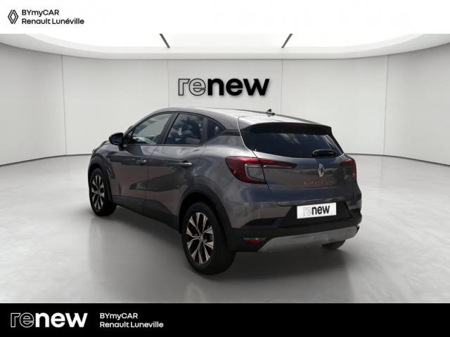 Renault Captur image 6