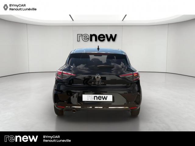 Renault Clio image 9
