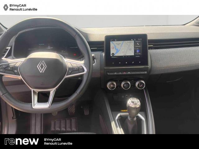 Renault Clio image 1