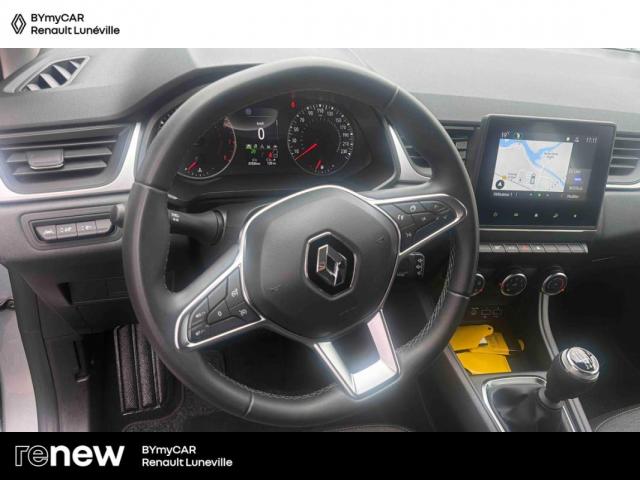 Renault Captur image 8