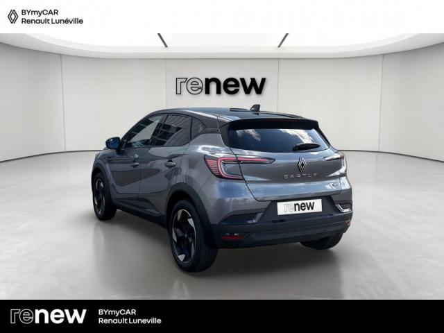 Renault Captur image 6