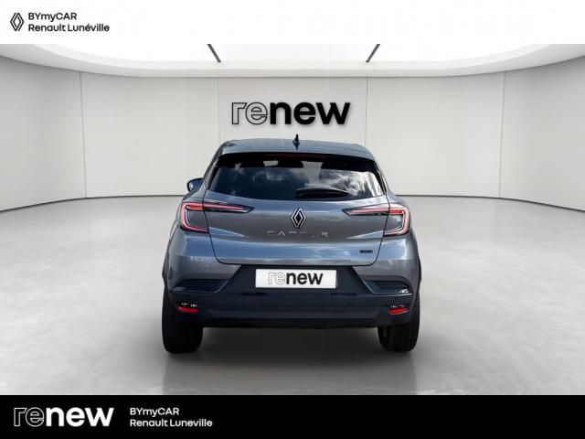 Renault Captur image 2
