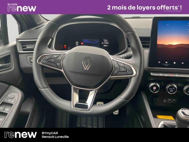 Renault Clio image 2