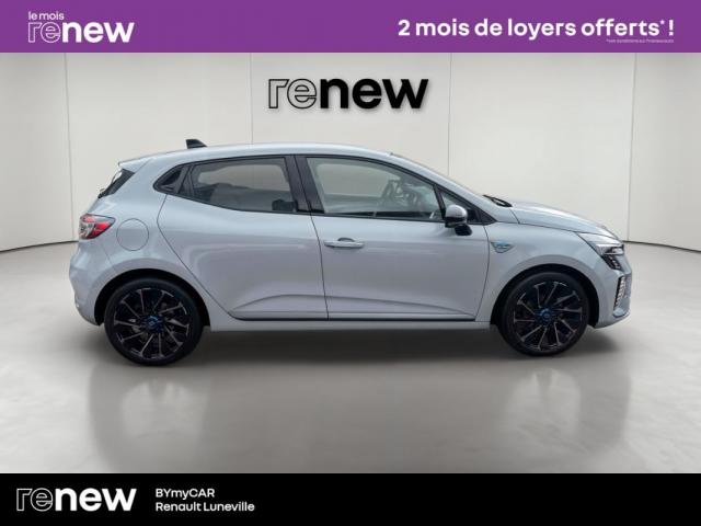 Renault Clio image 8