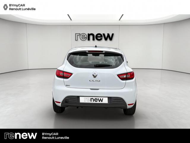 Renault Clio image 9