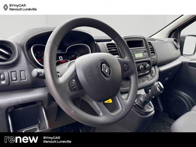 Renault Trafic image 9