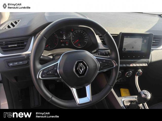 Renault Captur image 1