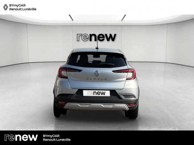 Renault Captur image 8