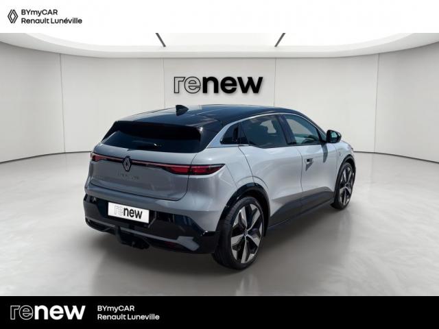 Renault Mégane E-Tech image 8
