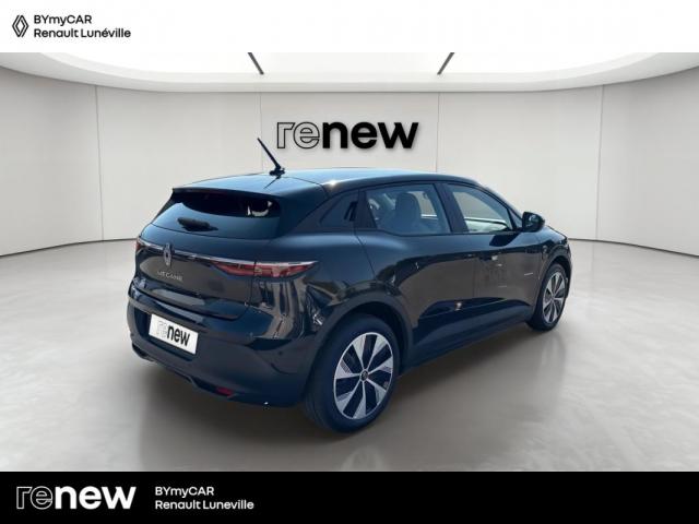 Renault Mégane E-Tech image 2