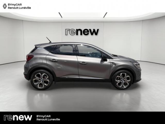 Renault Captur image 8