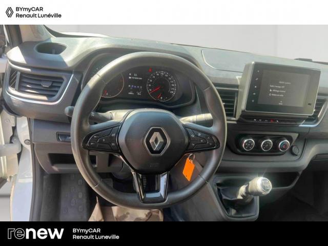 Renault Trafic image 3
