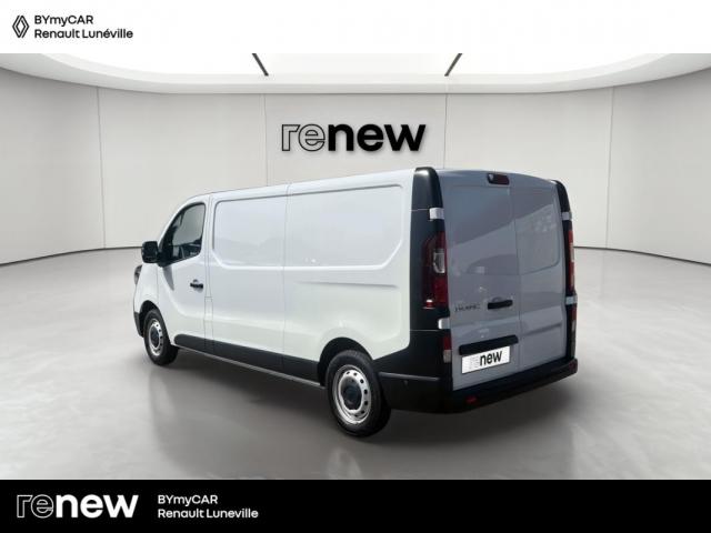 Renault Trafic image 2