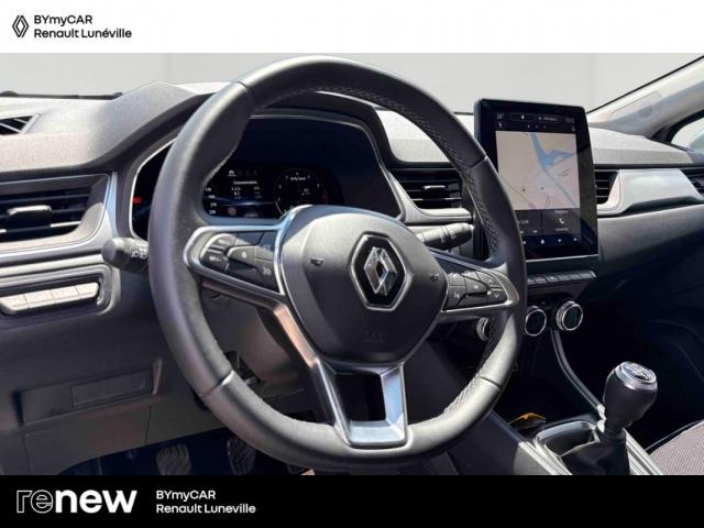 Renault Captur image 9