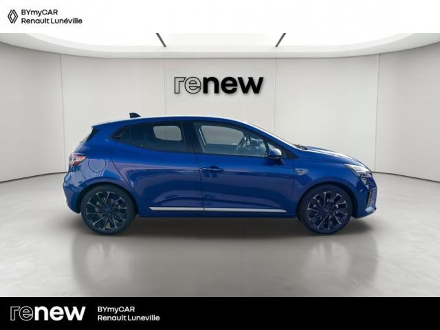 Renault Clio image 9