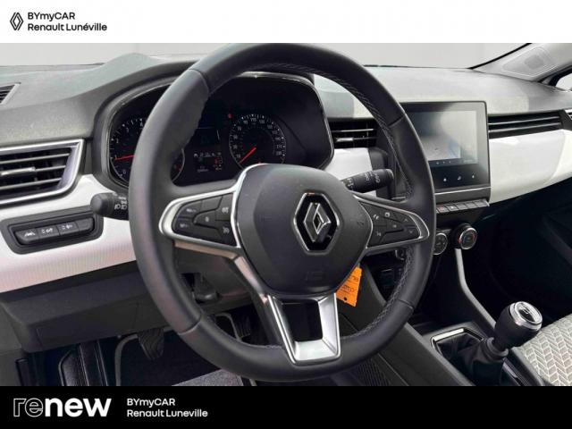 Renault Clio image 9