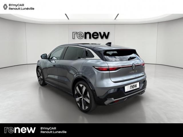 Renault Mégane E-Tech image 8