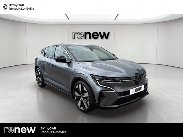 Renault Mégane E-Tech image 2