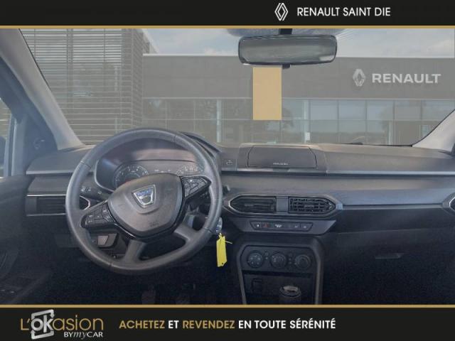 Dacia Sandero image 2