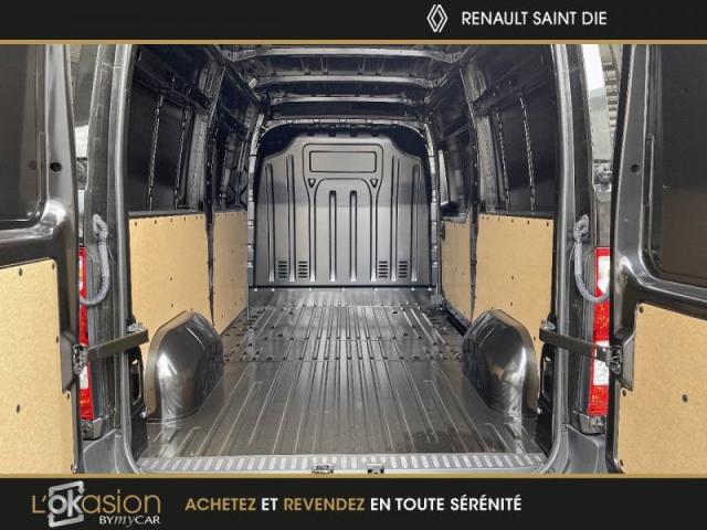 Renault Master image 9