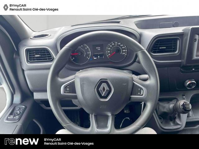 Renault Master image 2