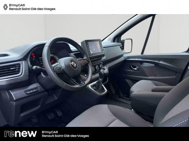 Renault Trafic image 1