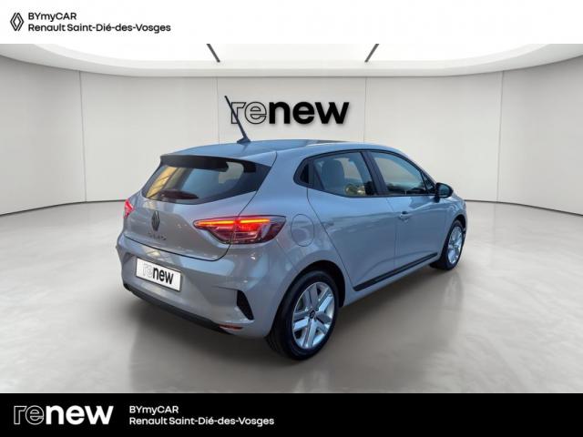 Renault Clio image 8