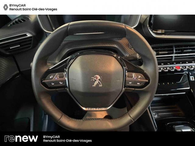 Peugeot 208 image 8