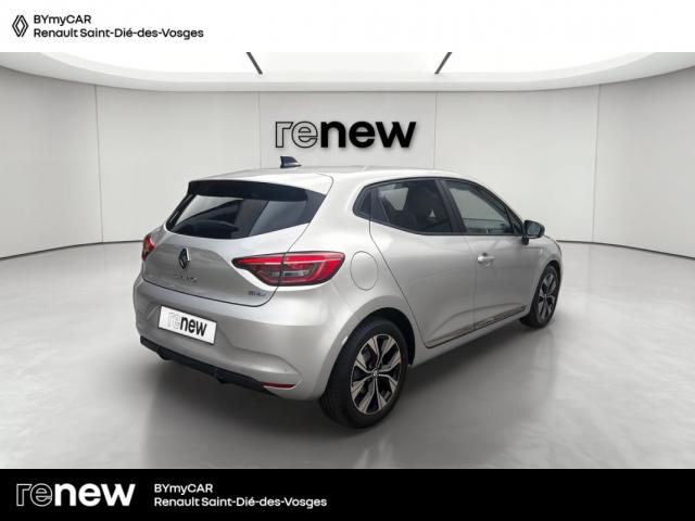 Renault Clio image 8