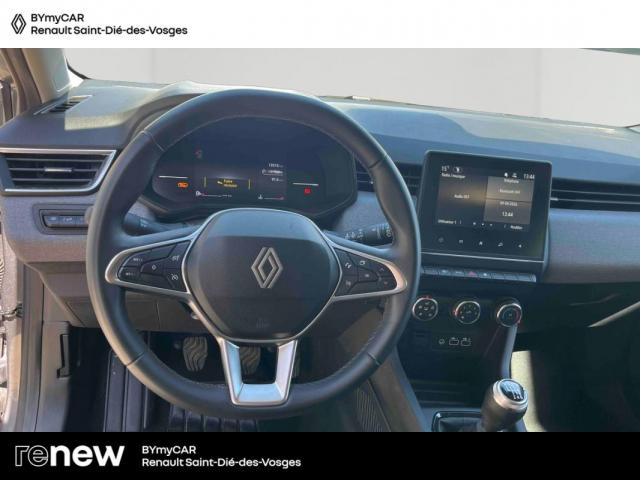 Renault Clio image 9