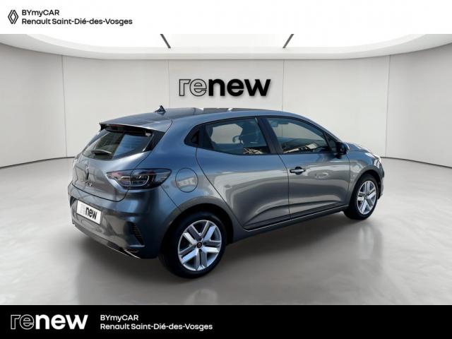 Renault Clio image 8