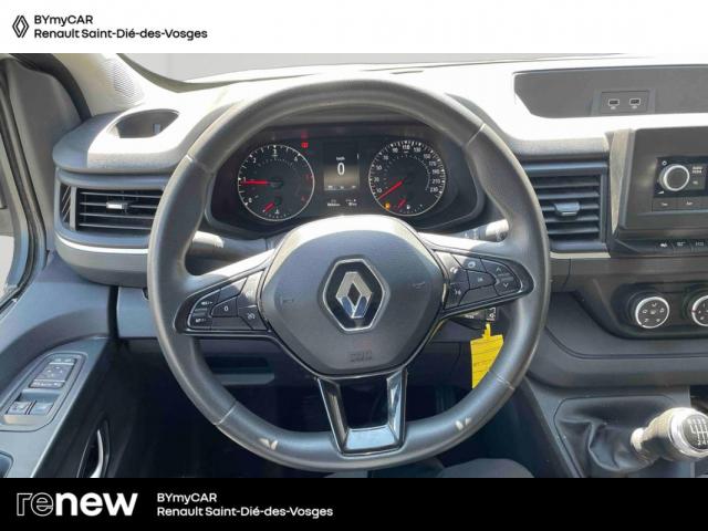 Renault Trafic image 1