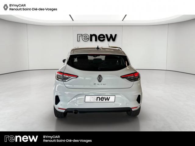 Renault Clio image 9