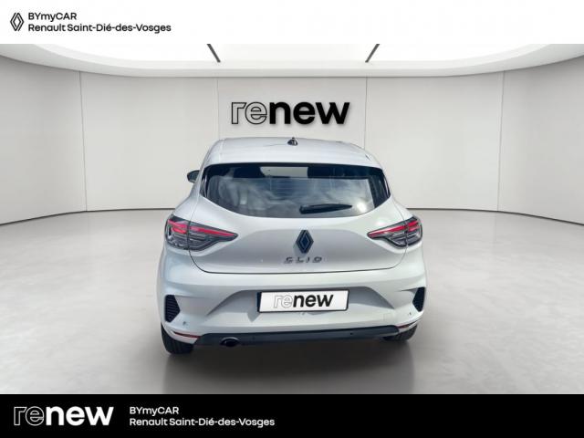 Renault Clio image 8