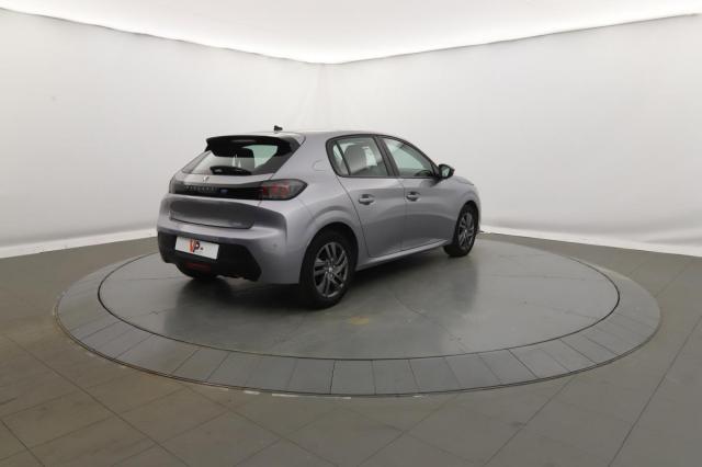 Peugeot 208 image 4