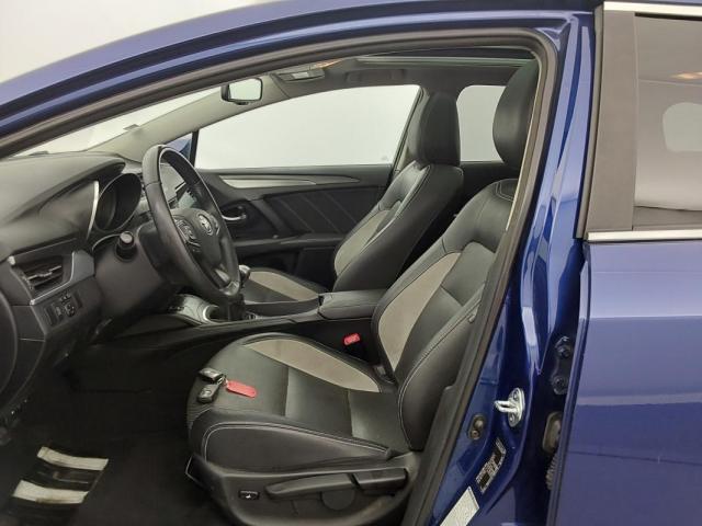 Toyota Avensis image 2