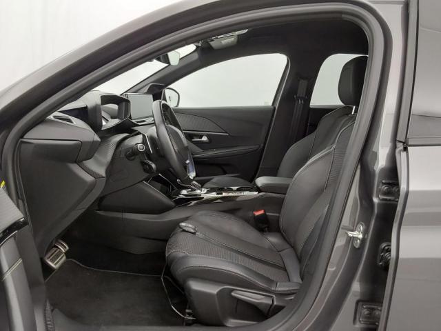 Peugeot 208 image 7