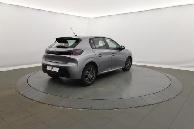 Peugeot 208 image 2