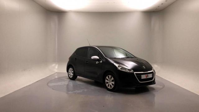 Peugeot 208 image 1