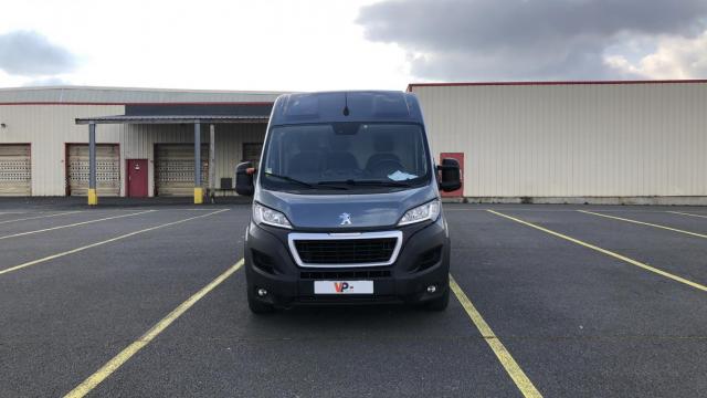 Peugeot Boxer image 2