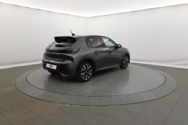 Peugeot 208 image 5