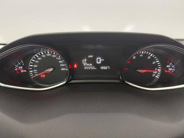 Peugeot 308 image 2