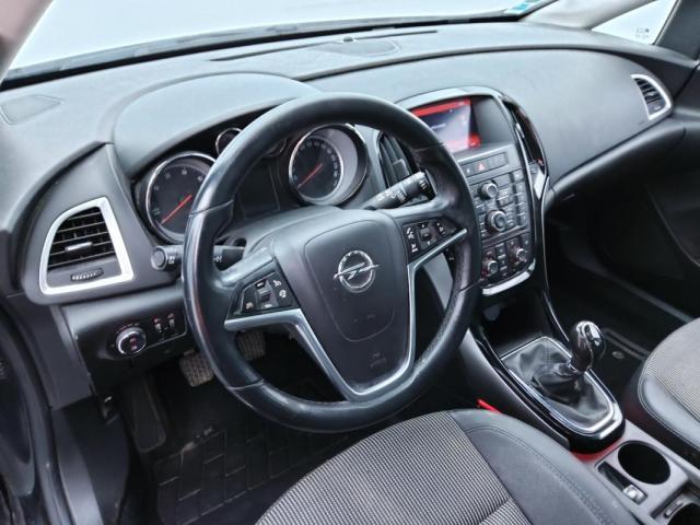 Opel Astra image 1