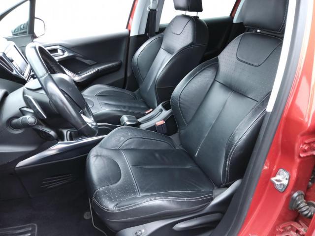 Peugeot 2008 image 1