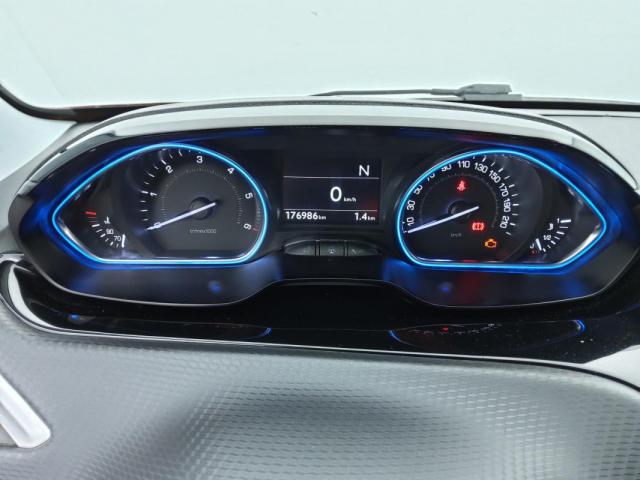 Peugeot 2008 image 4