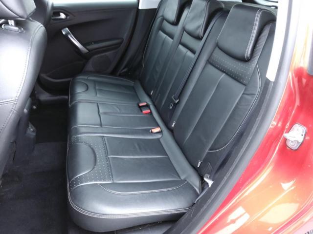 Peugeot 2008 image 7